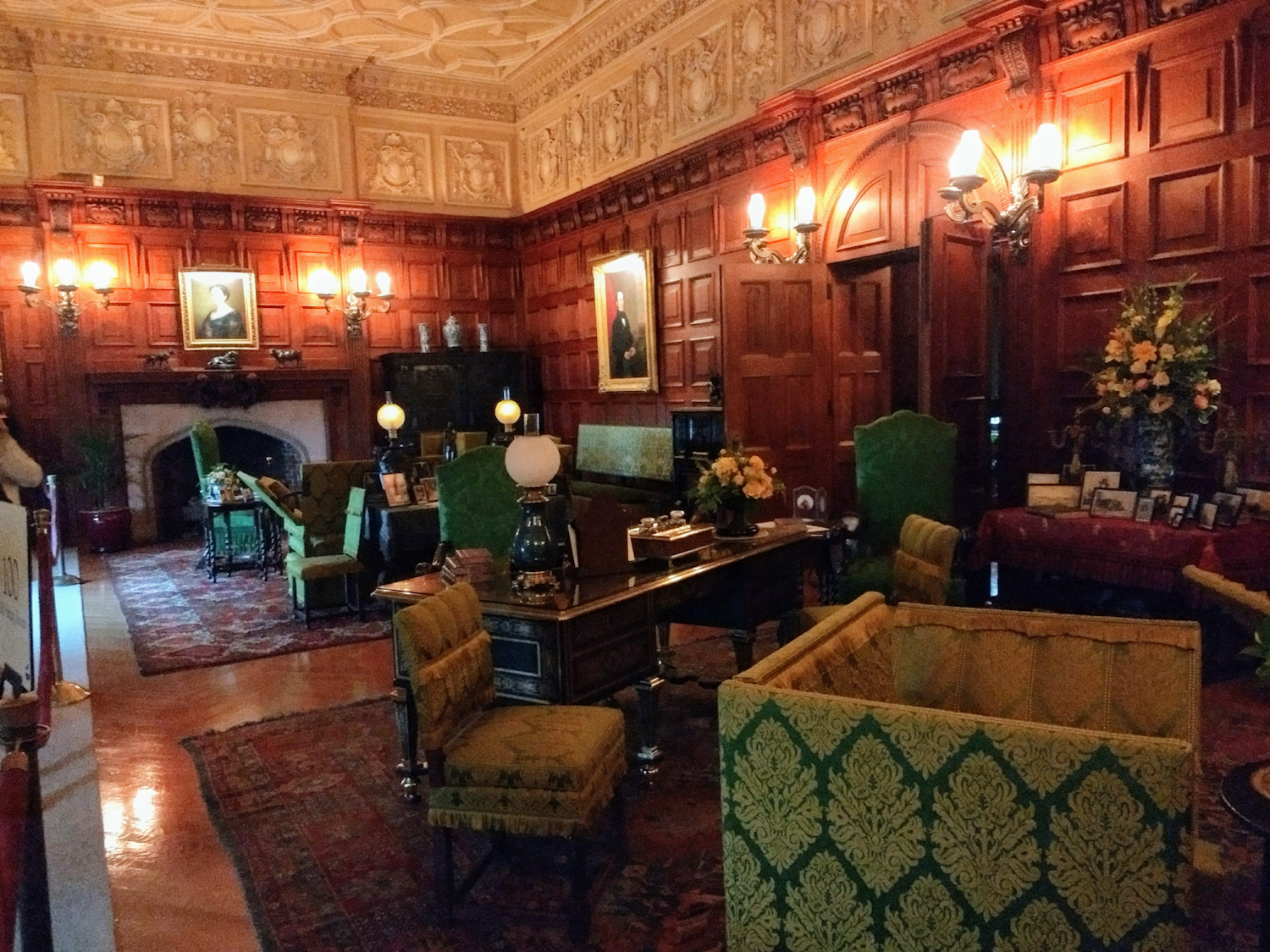 Oak Sitting Room-private sitting area for Vanderbilts between bedrooms